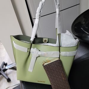 Michael Kors Emilia Tote and Wallet Set
